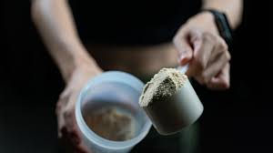 Uso indiscriminado de whey protein e creatina e malefícios para a saúde